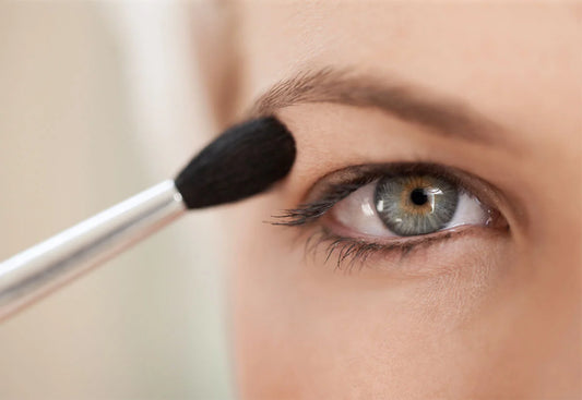Expert Eyeshadow Application Tips for Hooded Eyes
