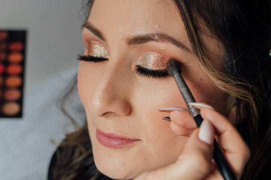 heart-shaped face makeup