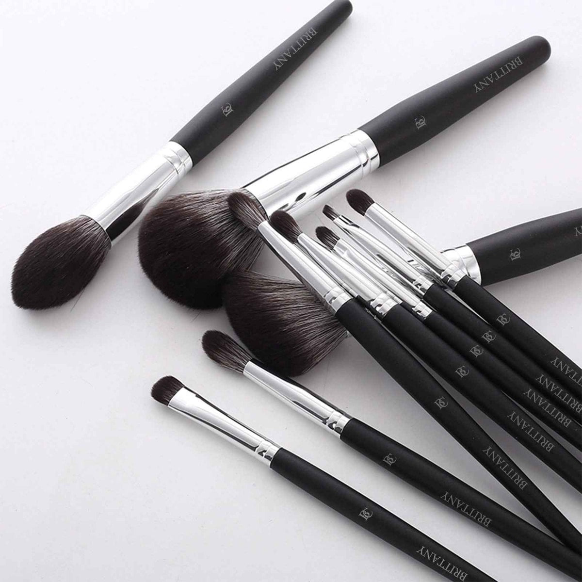 Contour Highlighter Brush