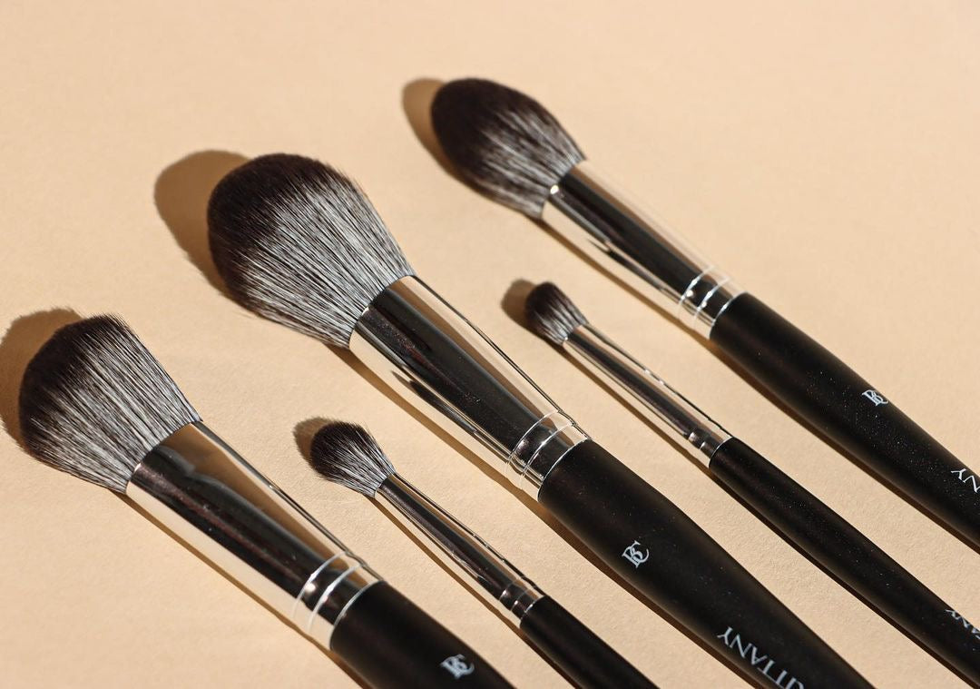 Large Powder Brush - Black