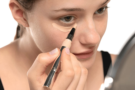 Avoid Top 10 Makeup Concealer Mistakes for a Flawless Finish - Brittany Cosmetics