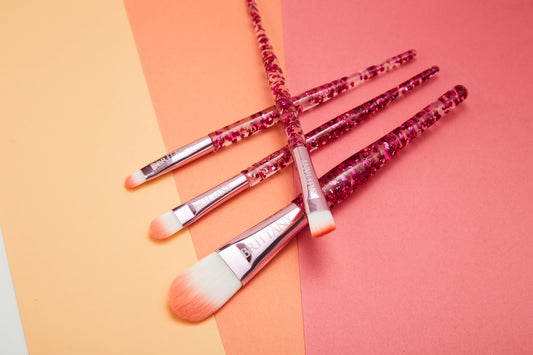 Using Best 21 Different Types of Makeup Brushes: Must Know How to Look Flawless