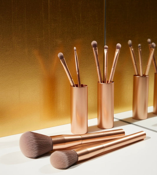 Highlight Brush Guide: How to Sculpt & Illuminate Like a Pro