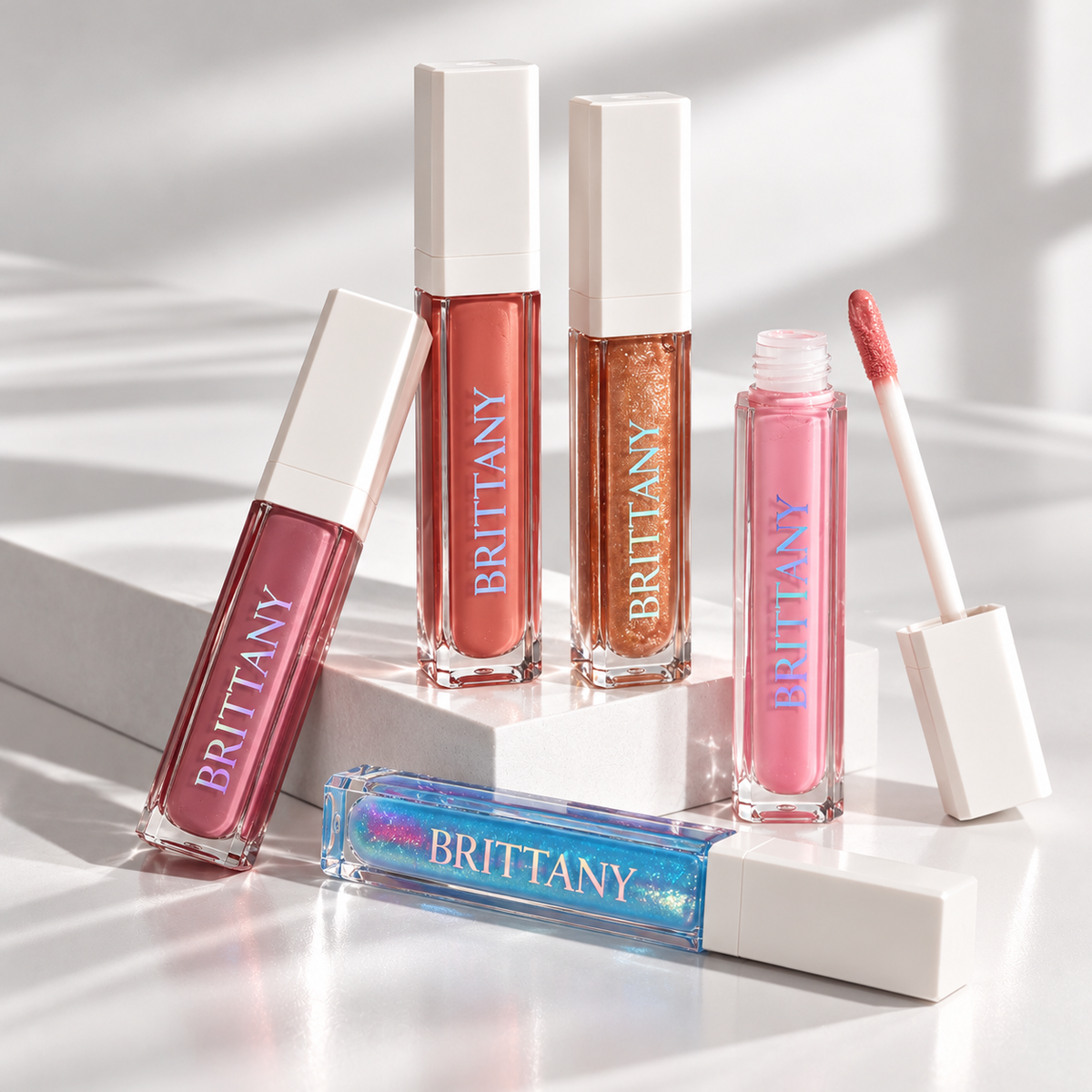 Sparkle Lips: High-Shine Lip Gloss for Effortless Glam