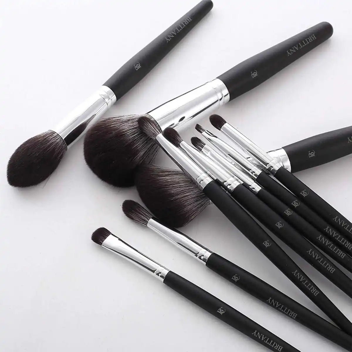 Contour Highlighter Brush