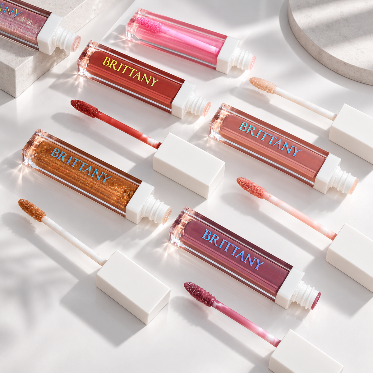 Sparkle Lips: High-Shine Lip Gloss for Effortless Glam
