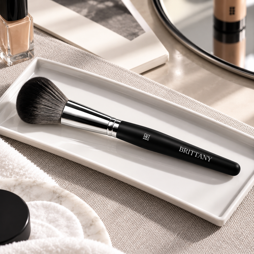 Achieve Radiant Skin with Our Large Powder Brush for Flawless Makeup Finishing