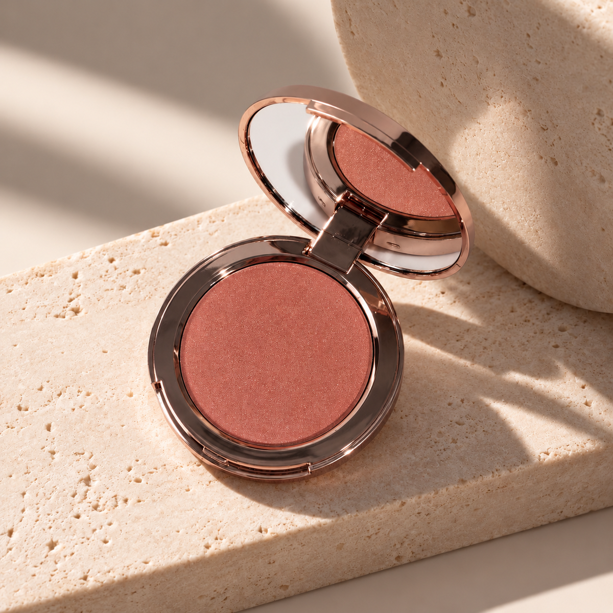 Blush - Magical Glow Blush in Oblique for Stunning Definition